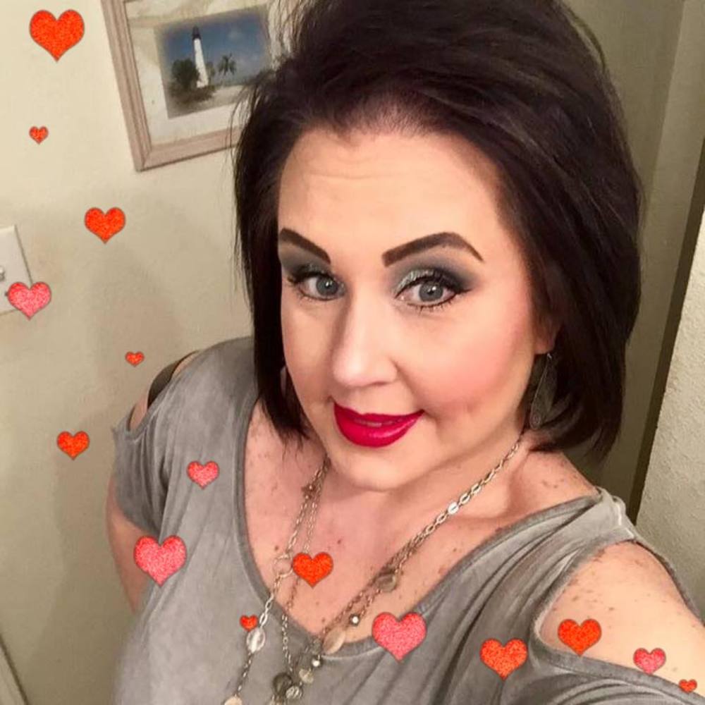 Meet your Posher, Lori